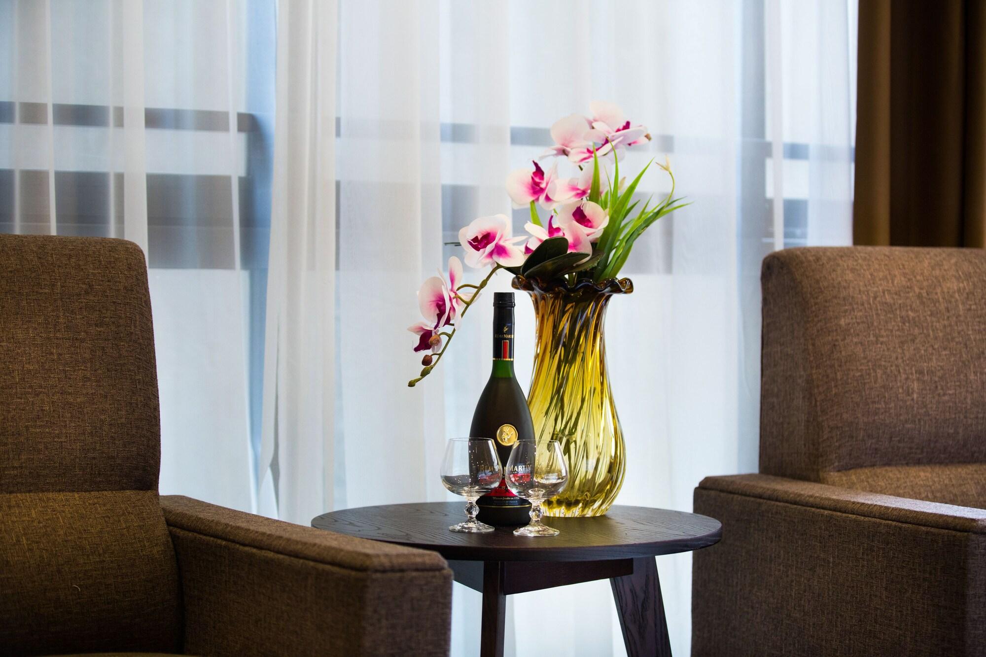 האנוי My Linh Hotel מראה חיצוני תמונה